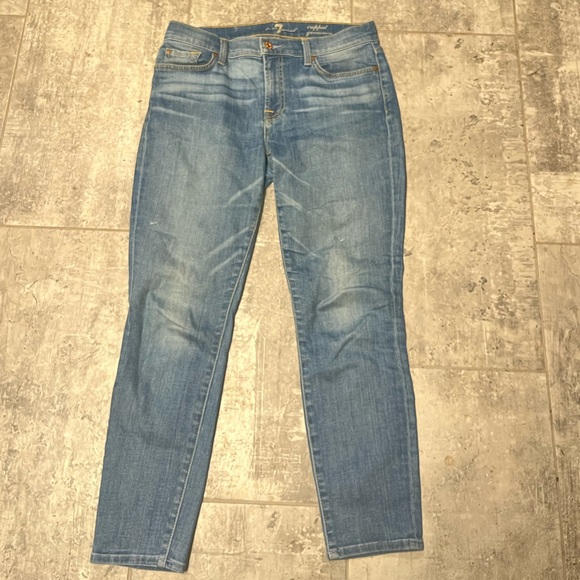7 For All Mankind Denim - 7 for all Mankind Cropped Gwenevere Jeans SZ 29